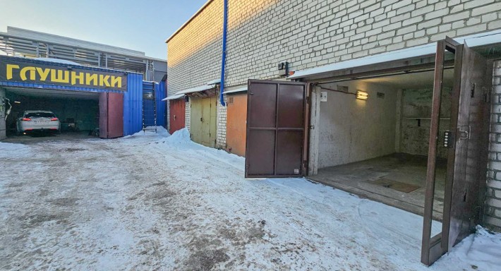 Гараж з ВЕЛИКИМ ПОТЕНЦІАЛОМ ГБК Славутич Затишна 7б - фото 1