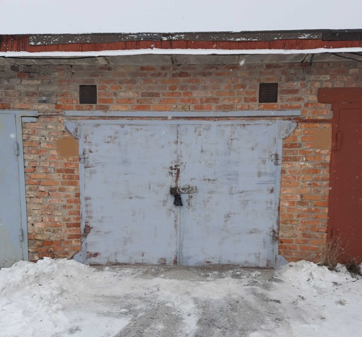 Продам капітальний гараж вул. Фортечна - фото 1