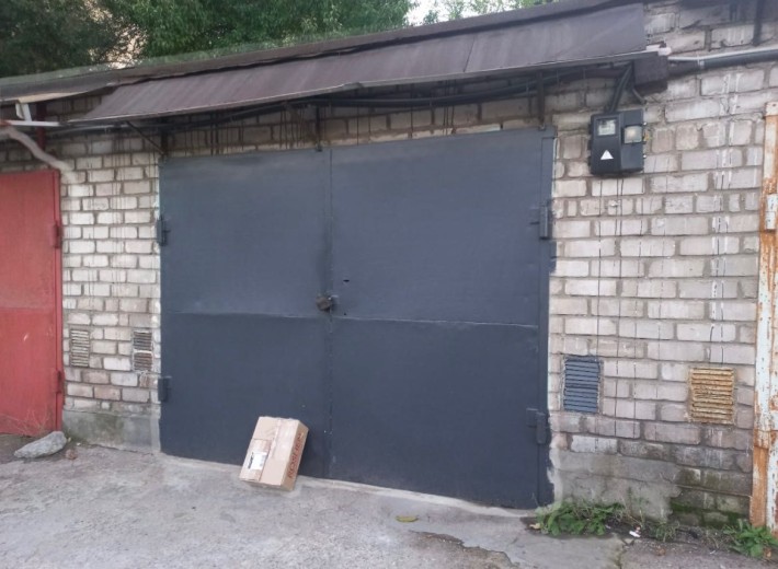 Продам гараж цент города район цирка - фото 1