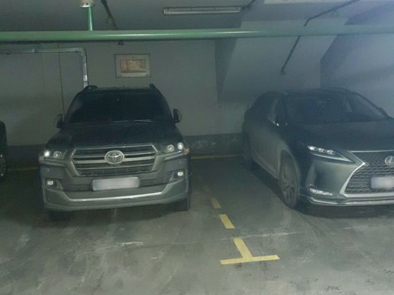 Київ центр оренда,  продаж  великого  місця  у  підземному паркінгу  2 Киев