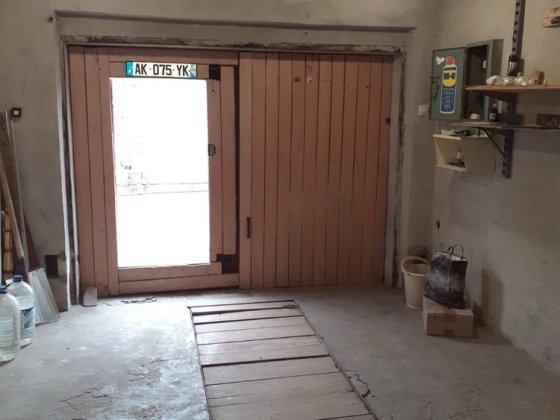 Продам гараж, на Олексеевке ул. Ахсарова Харьков