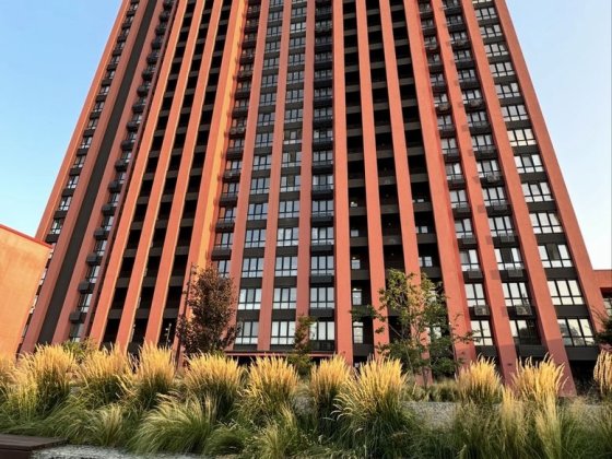 Продам паркомісце в ЖК DOCK 32 Киев