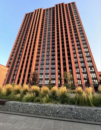 Продам паркомісце в ЖК DOCK 32 - фото 1