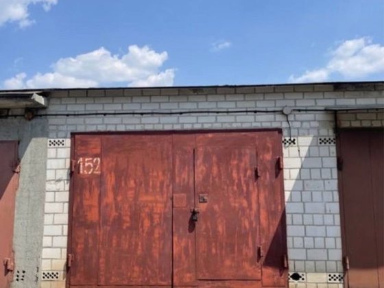 Продам гараж біля метро Нивки Киев