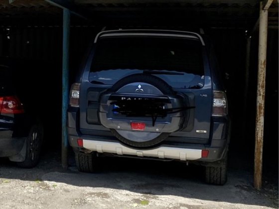 Продам,место на парковке Підгородне