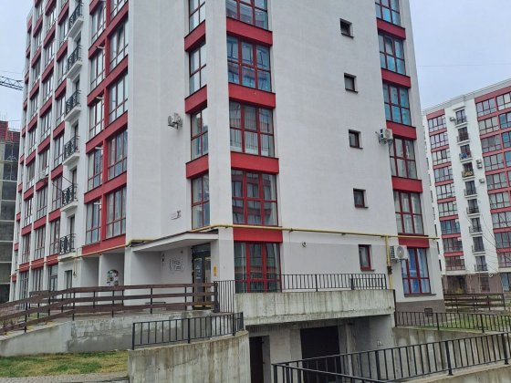 Парковечне місце (переуступка) Крихівці