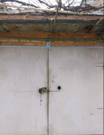 Продаю гараж 6/4, район  рай. лікарні. Підвал, оглядова яма, дах метал - фото 1