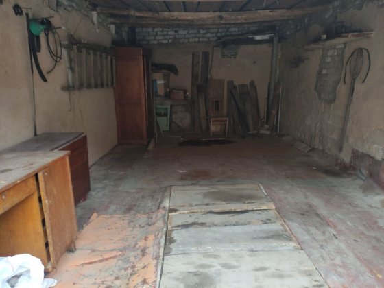 Здається гараж район жд ринка Ізюм