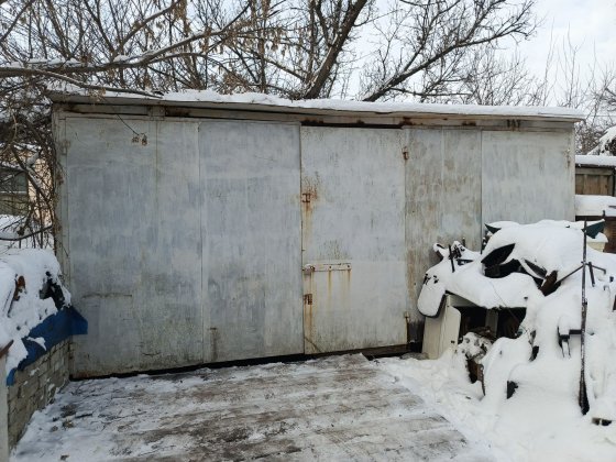 Сдам железный гараж под склад имущество Павлоград