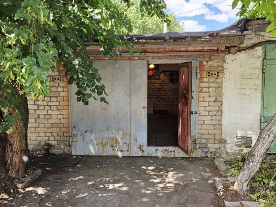 Сдам гараж за швейной фабрикой, ост. Генерала Радієвського