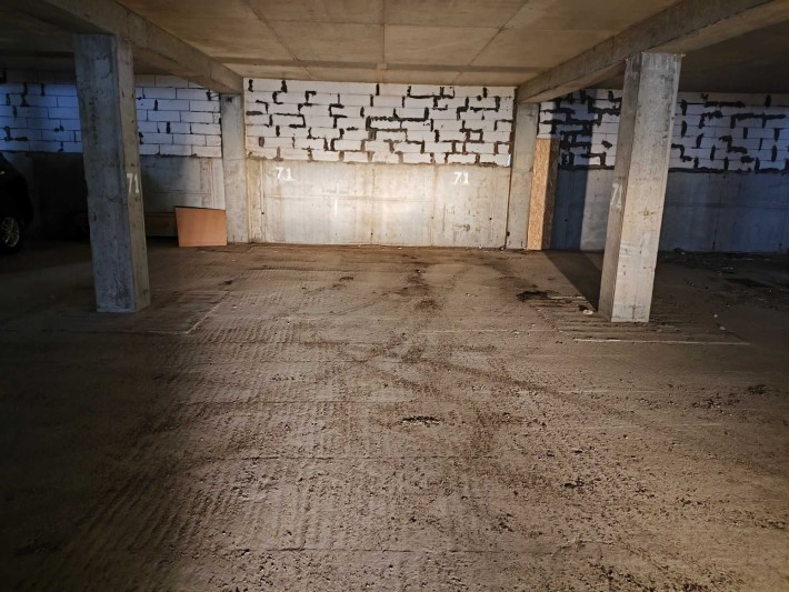 Оренда паркомісця ЖК Панорама - фото 1