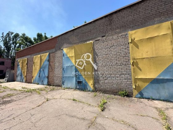 Оренда боксів для великогабаритної техніки у Кривому Розі