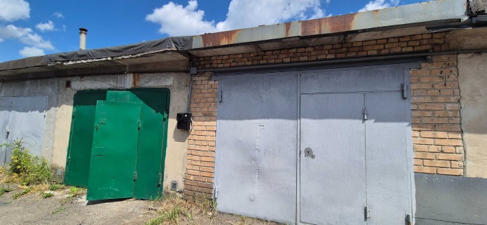 Довгострокова оренда гаража бiля ТЦ Караван, Лугова,16 - фото 1