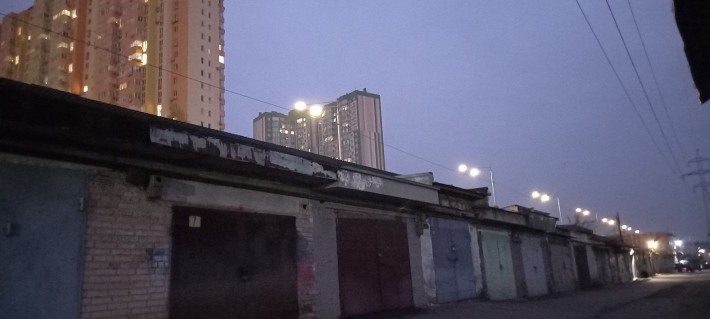 Сдаю в аренду кирпичный гараж,район Оболонь - фото 1