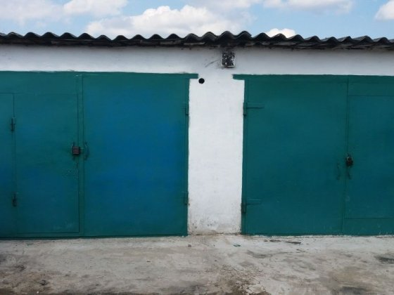 Сдам  двойной гараж в аренду