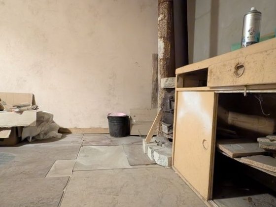 Здається в оренду двоповерховий гараж