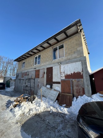 Оренда гаража 135,5 м², 3 заїзди, 3 фази, Львів - фото 1