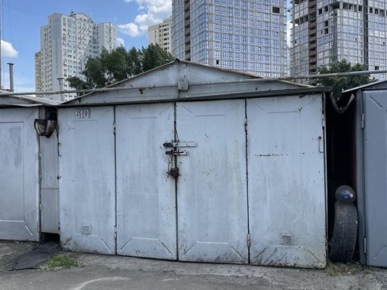 Сдам гарах в кооперативе «Позняки-1» Киев