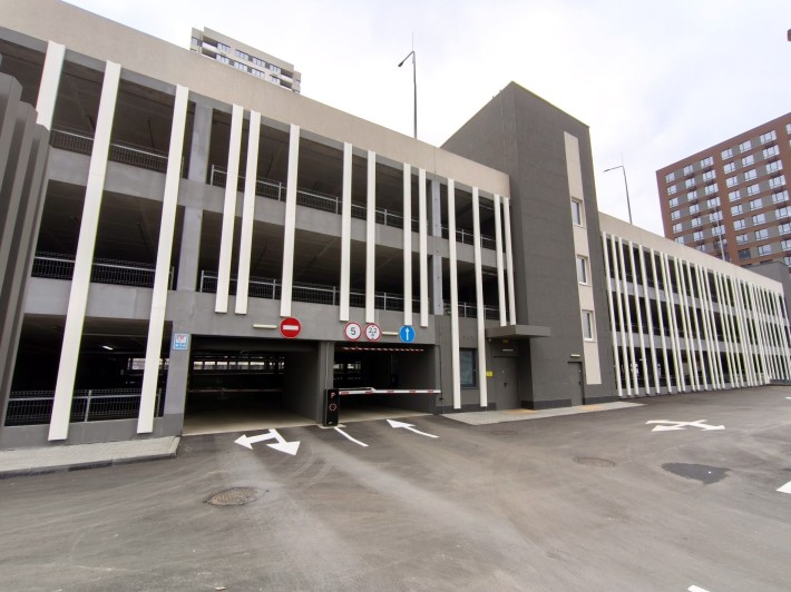 Паркомісце -1 поверх, Варшавський-3, Змієнка 32 - фото 1