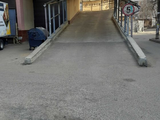 Сдам место в паркинге на длительное время Одеса