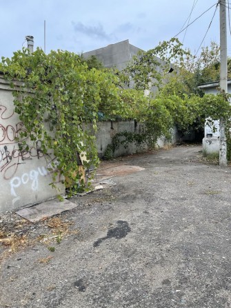 Сдам каменный гараж возле рынка Южный - фото 1