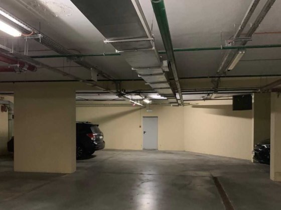 Здам в оренду паркомісце закритому паркінгу Ділова 4, Рядом TETRIS Киев