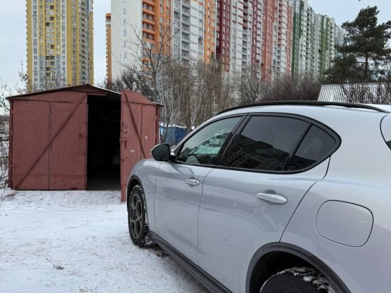 Здам гараж біля ЖК Каховська , вул. П.Куліша Лівобережна Киев