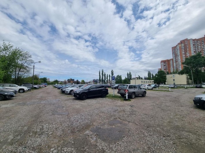 Зберігання МАФів, територія — вул. Чорнобильська 24/26 - фото 1