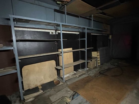 здам гараж вул Кульпарківська є підвал  світло охорона стелажі Скнилов