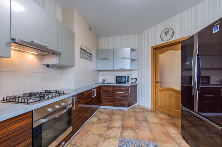 Продаж 2к.квартири в ЖК "Британський квартал" вул. Крейсера Аврори 10 - фото 1