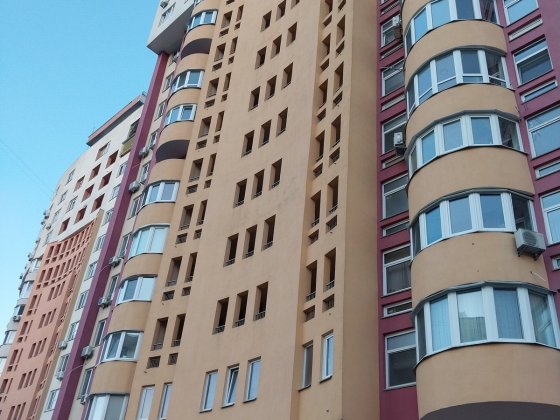 Продам 1 к квартиру з ремонтом ЖК "Перлина Кадетського Гаю ", вул. Ернста, 16а Киев