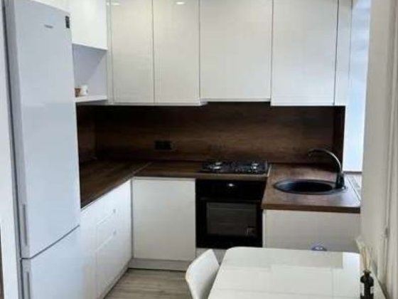 Продаж 1-к квартири вул Кирилівська 115/1 Киев