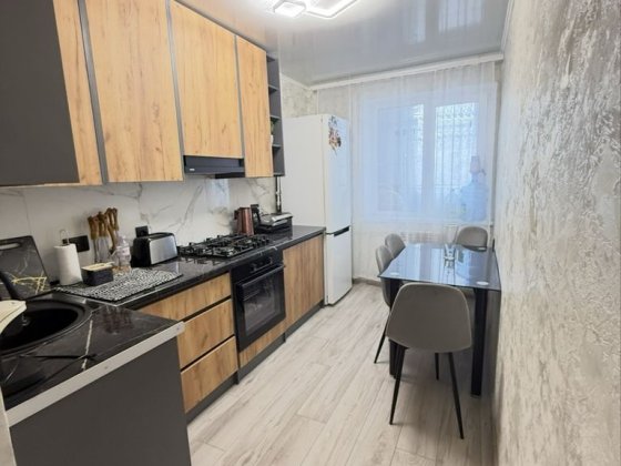 Продам 3-х кімнатну квартиру Бердичев