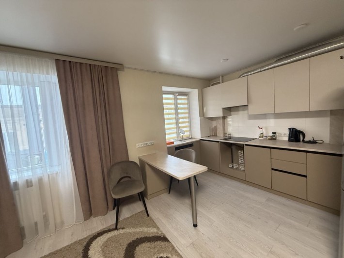 Продаж 1 кім.кв. Площа 33 м² з автономним опаленням та новим ремонтом - фото 1