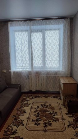 Продається однокімнатна квартира в гуртожитку, район ринку в м.Бердичі - фото 1