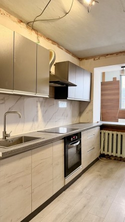 Продається двох кімнтана квартира - фото 1