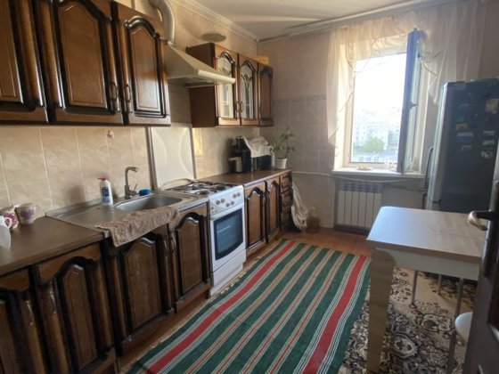 Продам 3-ком квартиру на победе Белгород-Днестровский