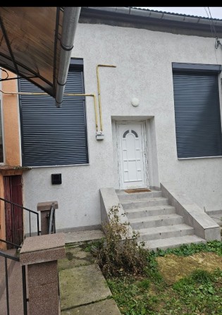 Продається  квартира в центрі Берегове! - фото 1