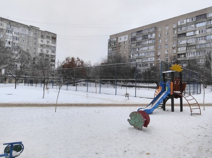 Продається трикімнатна квартира - фото 1