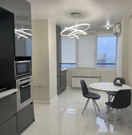 Однокімнатна квартира з ремонтом у ЖК «Столичний» - фото 1