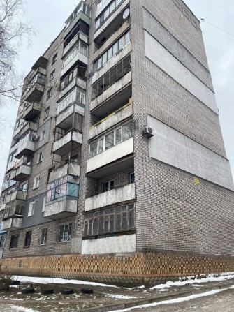 Продам 2 к.кв.  Газ Остается все Без долгов Торг Беседова АТБ - фото 1