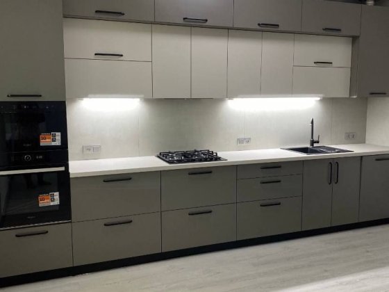 Продам 3к квартиру сталінку м. Кам'янське/ремонт/Газове опалення