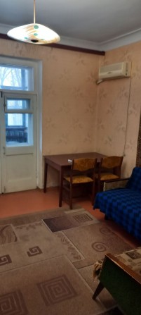 Продам 3ёх.к.кв 3/3р-н ДК "Горького" АО Электро.Сталинка 2балкона, пог - фото 1