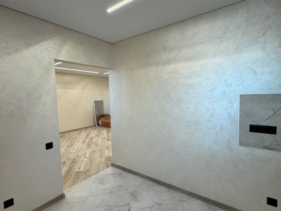 Продам 2 кім квартиру вул.Драгоманова Владимир