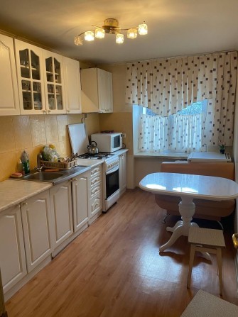 Продаж 4 кімн. квартири вул.Набережна 8 - фото 1