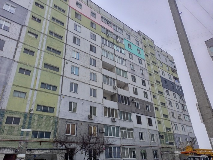 Двух комнатная! Левый берег 5мкр. - фото 1