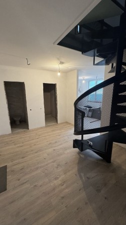 Продаж 2 рівневої квартири Вишгород Шолуденка 18 А - фото 1