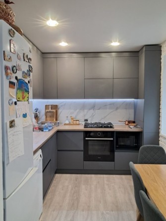 Продам 3 кімнатну квартиру - фото 1