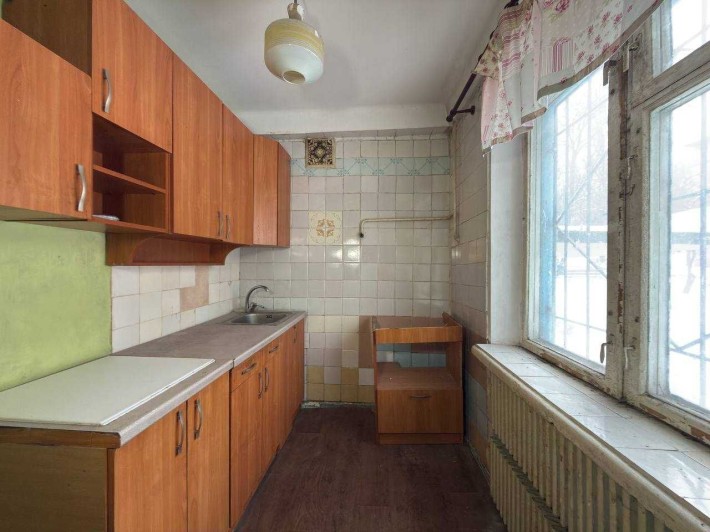 2 кімн. квартира, 1/5, вул. М.Грушевського (біля Зорі) - фото 1