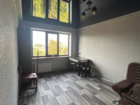 Продам 2 комнатную правый берег